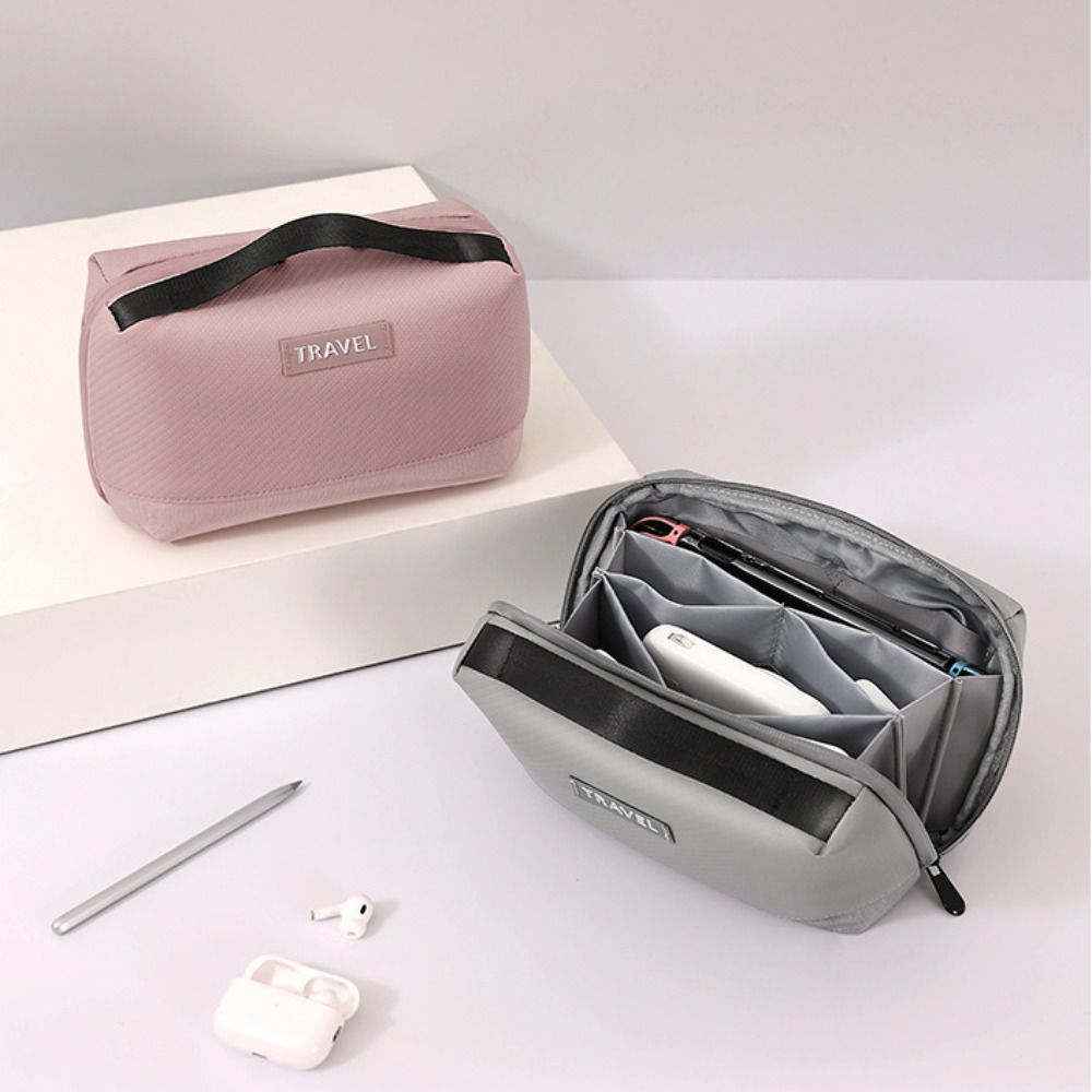 Tech Accessories Travel Organizer Pouch - حقيبة تخزين مقاومة للماء ، ملحقات