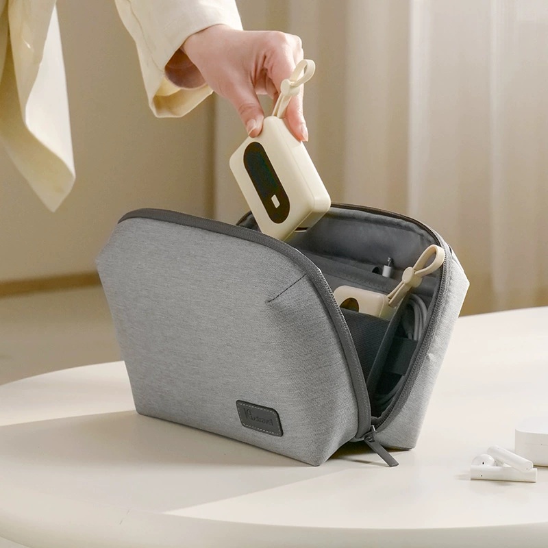 Tech Accessories Travel Organizer Pouch - حقيبة سفر لتنظيم الإلكترونيات، منظم كابلات